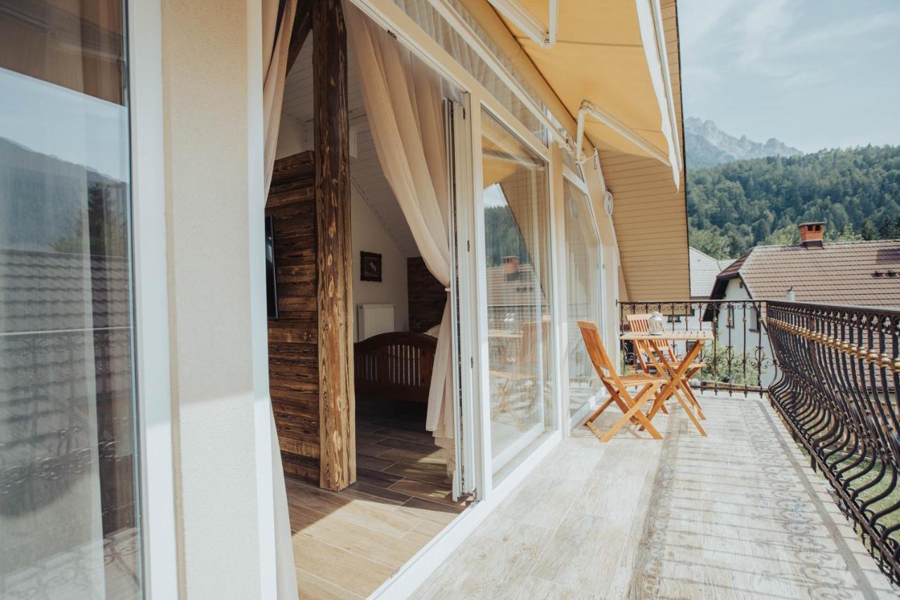 Apartments Villa Ajda ครานสกา โกรา ภายนอก รูปภาพ